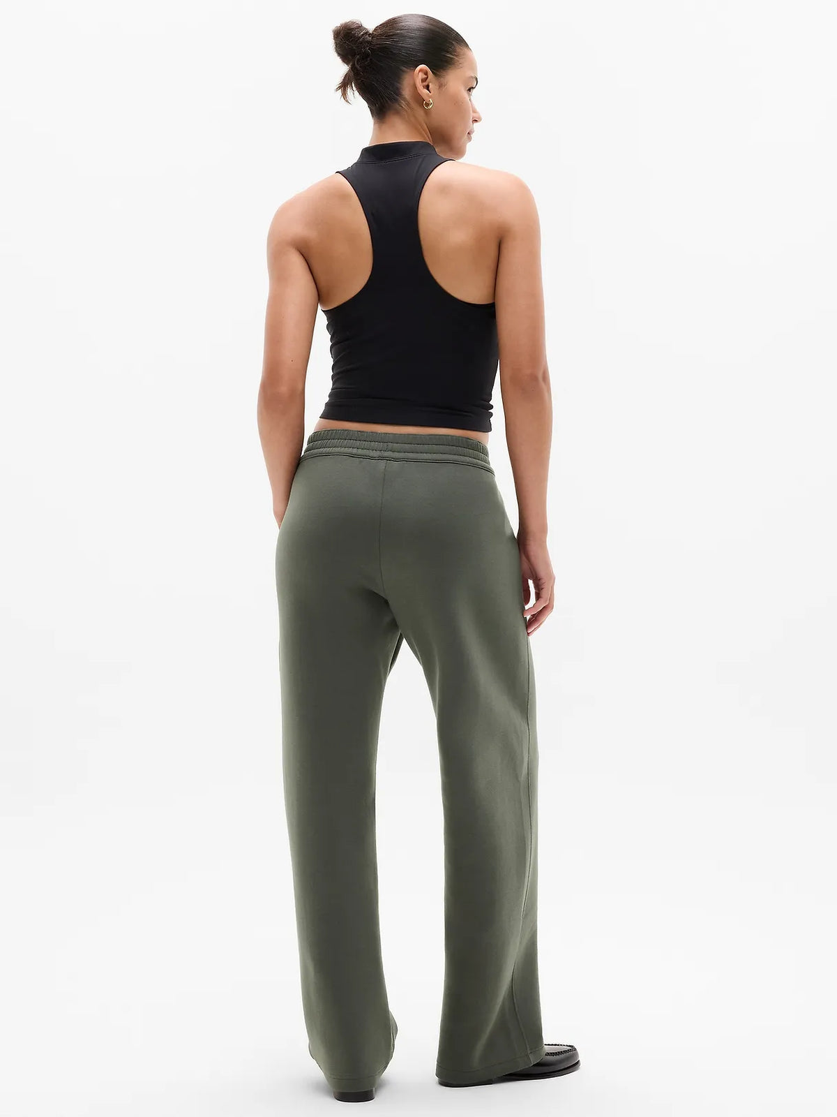 Form Knit Mid Rise Straight Pant
