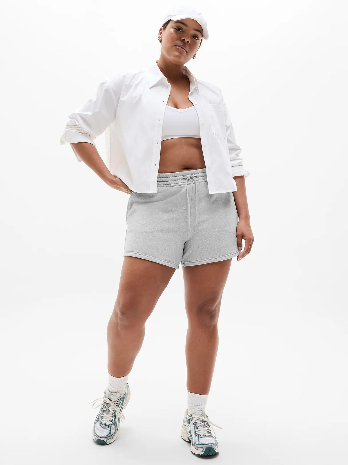 Forever Fleece Mid Rise 4" Short
