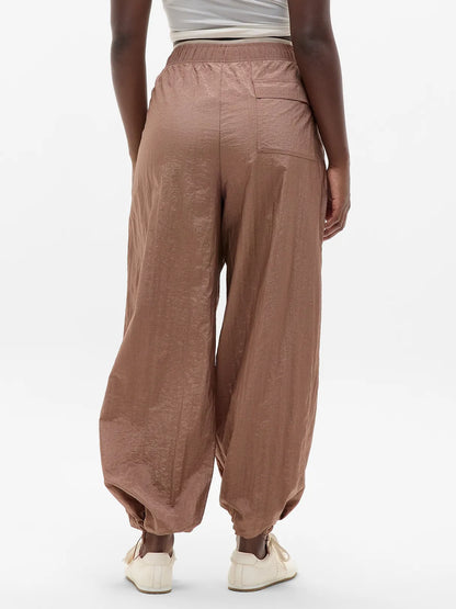 Lunar Sheen Utility Mid Rise Pant