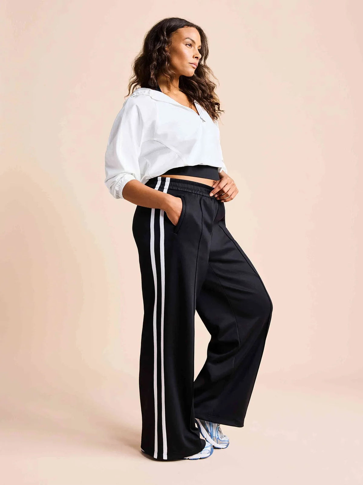 Tempo Mid Rise Wide Leg Track Pant
