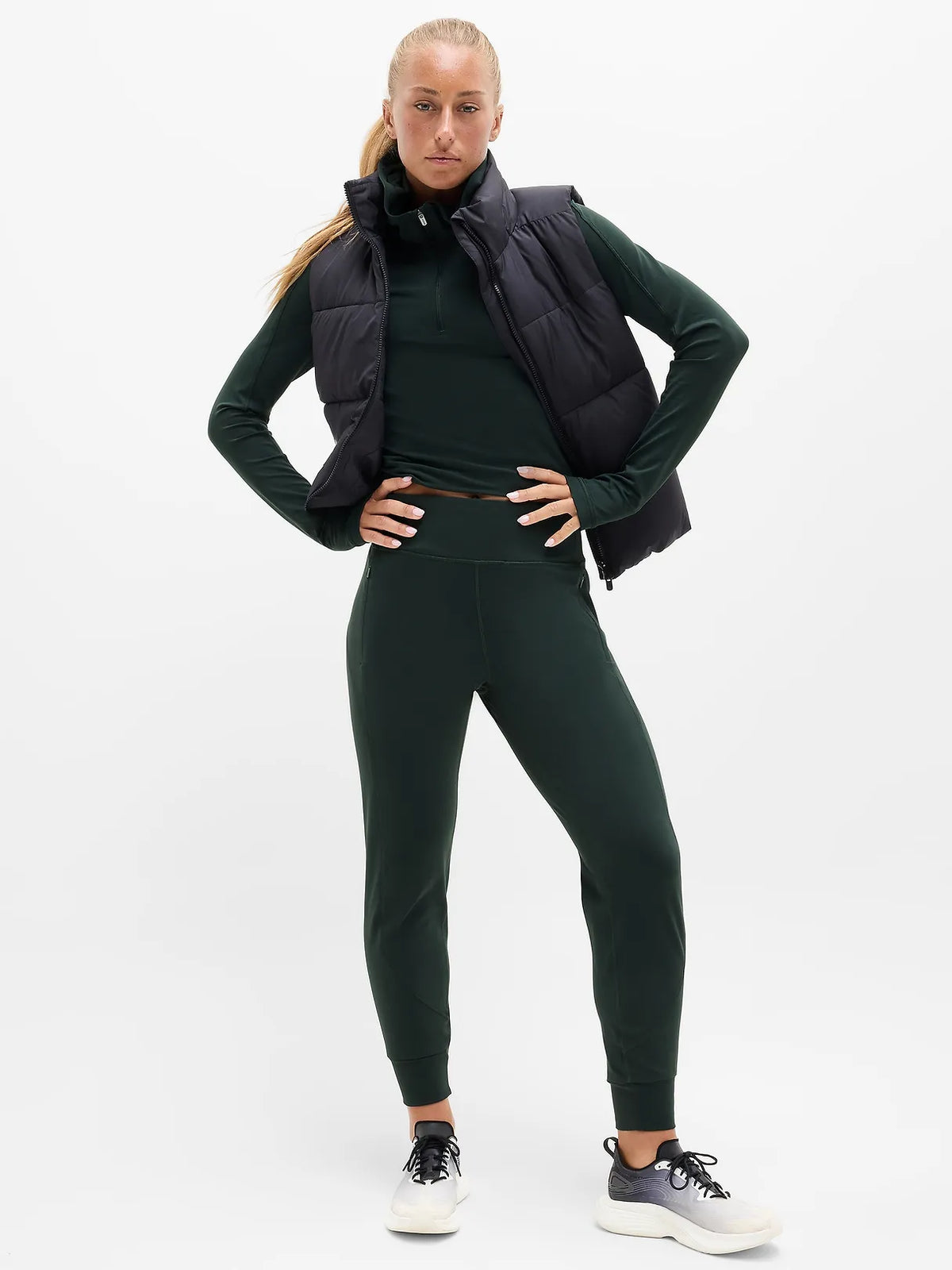 Rainier Mid Rise Jogger