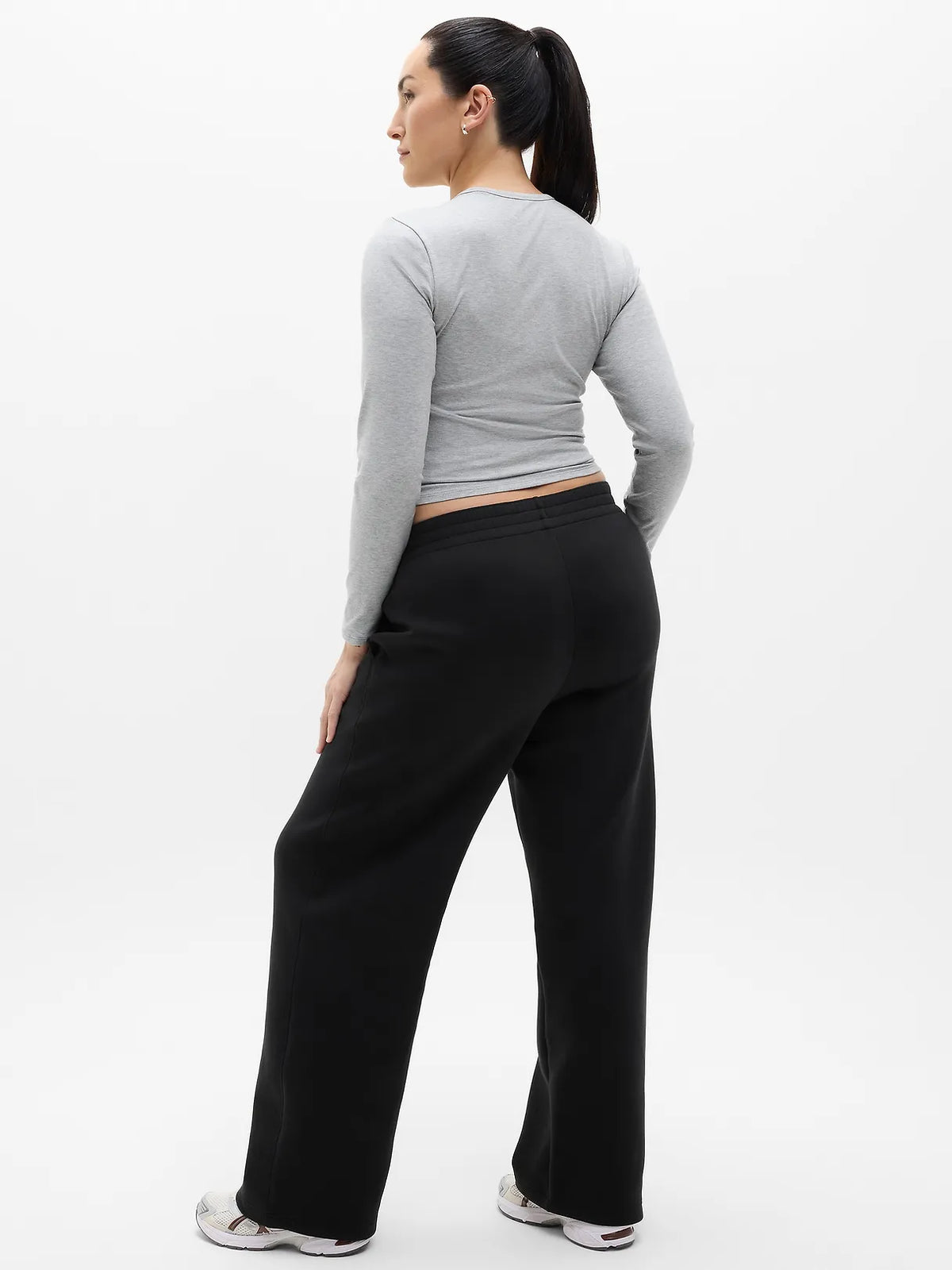 Form Knit Mid Rise Straight Pant