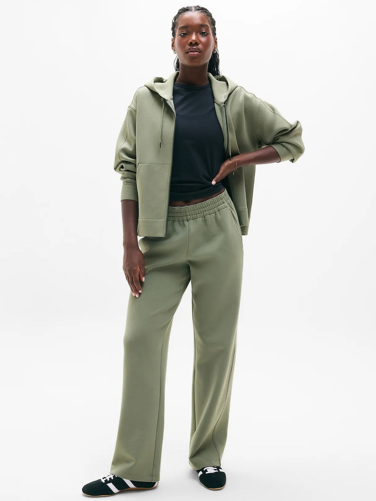 Form Knit Mid Rise Straight Pant