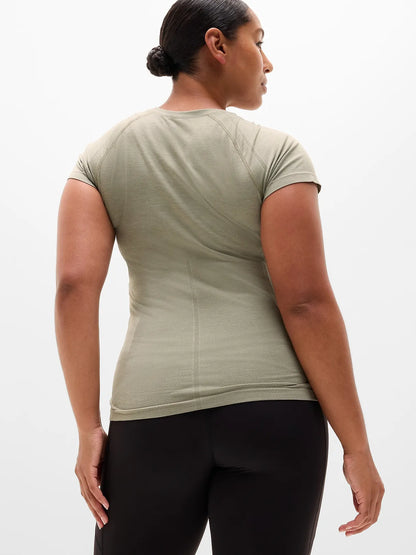 Momentum Flex Tee