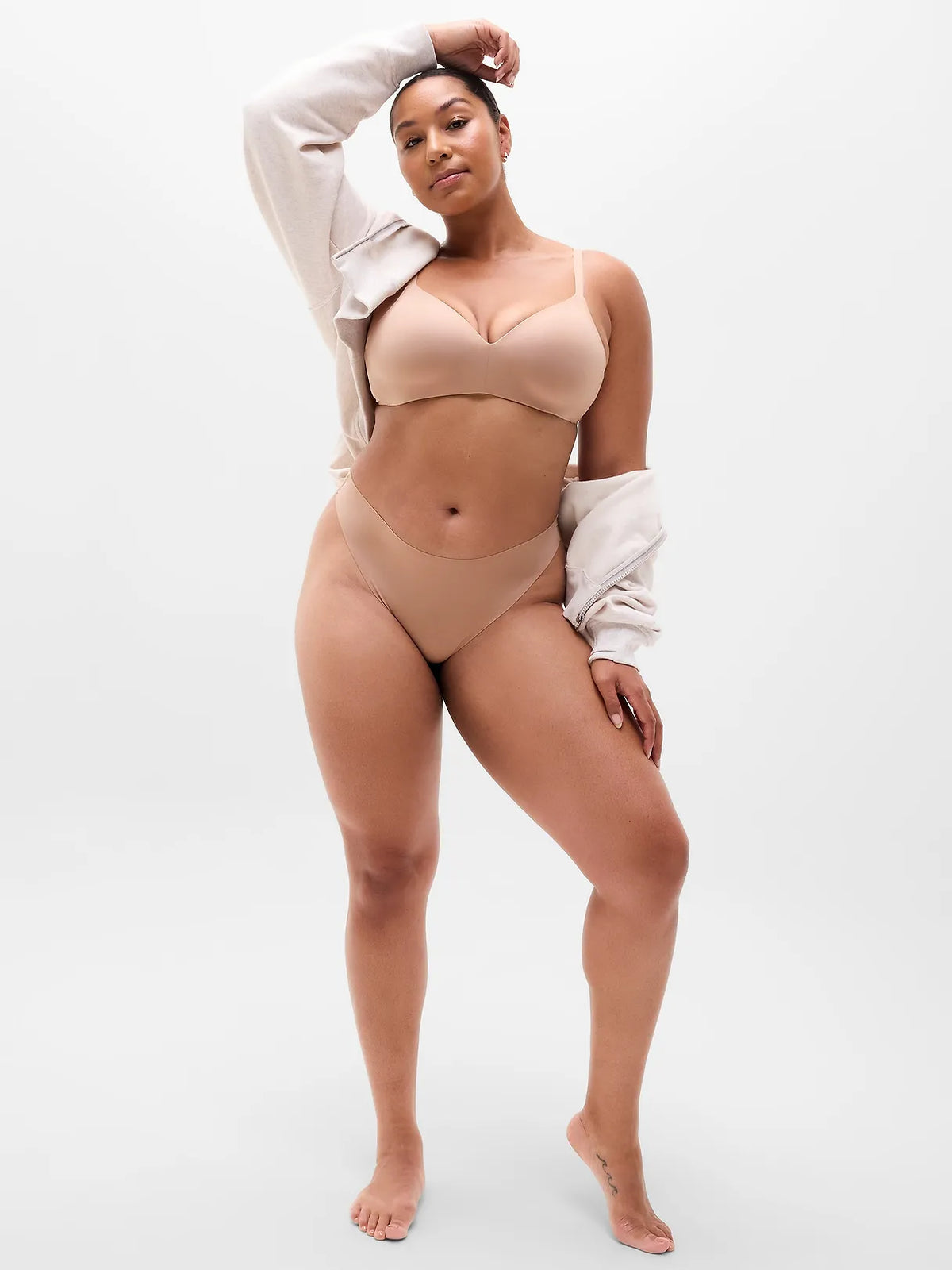 Sleek Form No Show Thong Underwear