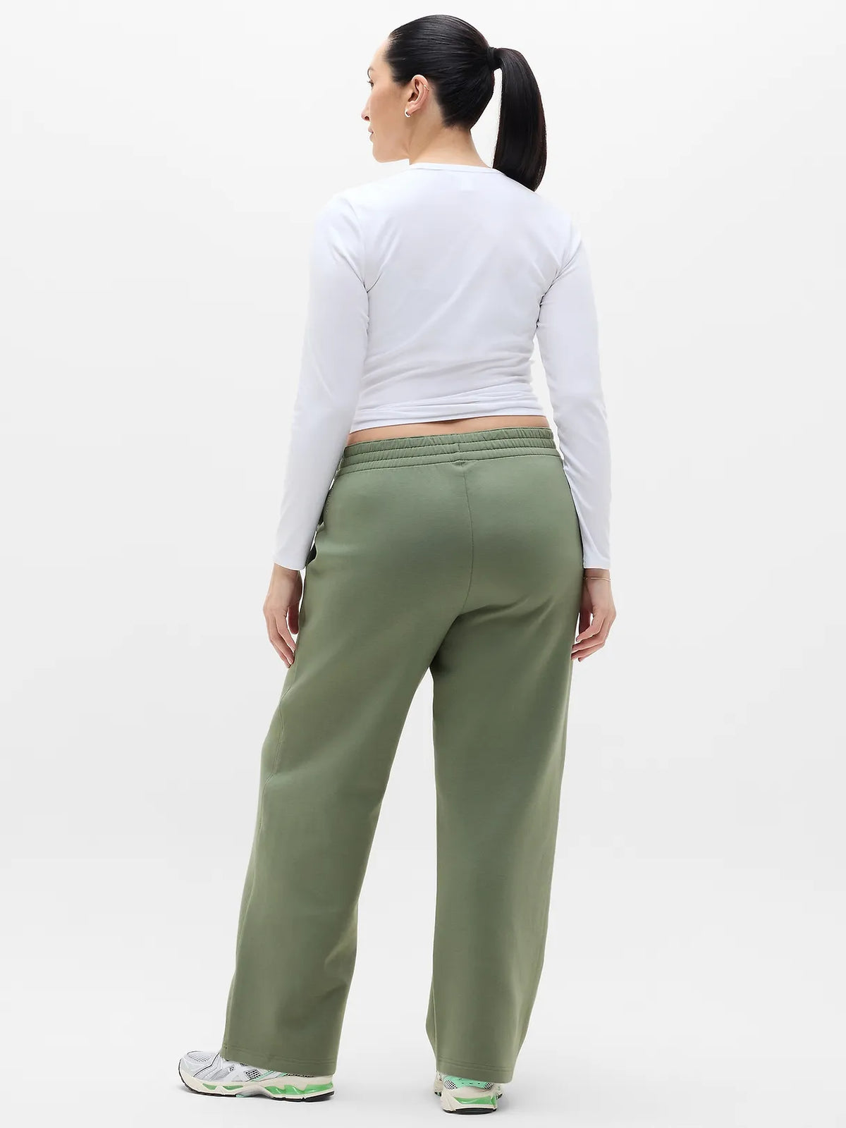 Form Knit Mid Rise Straight Pant