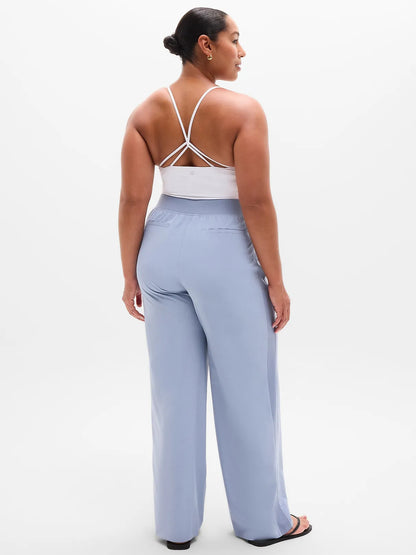 Brooklyn Mid Rise Wide Leg Pant