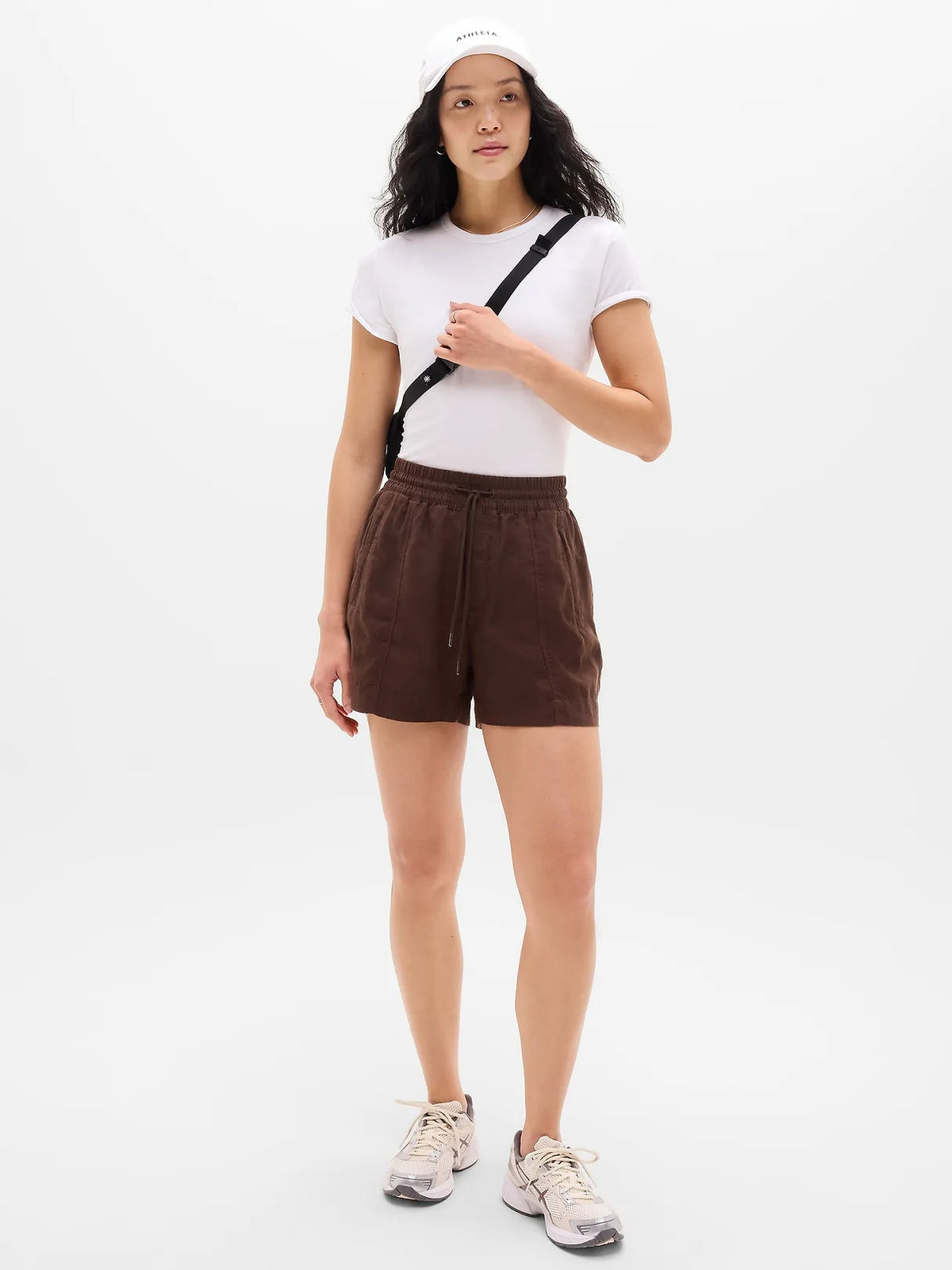 Retreat Linen Mid Rise 4" Short