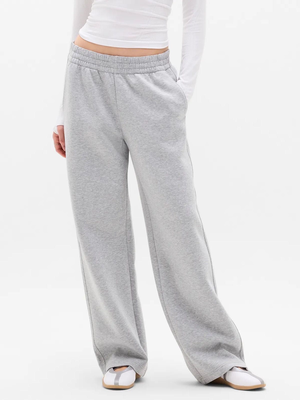 Form Knit Mid Rise Straight Pant