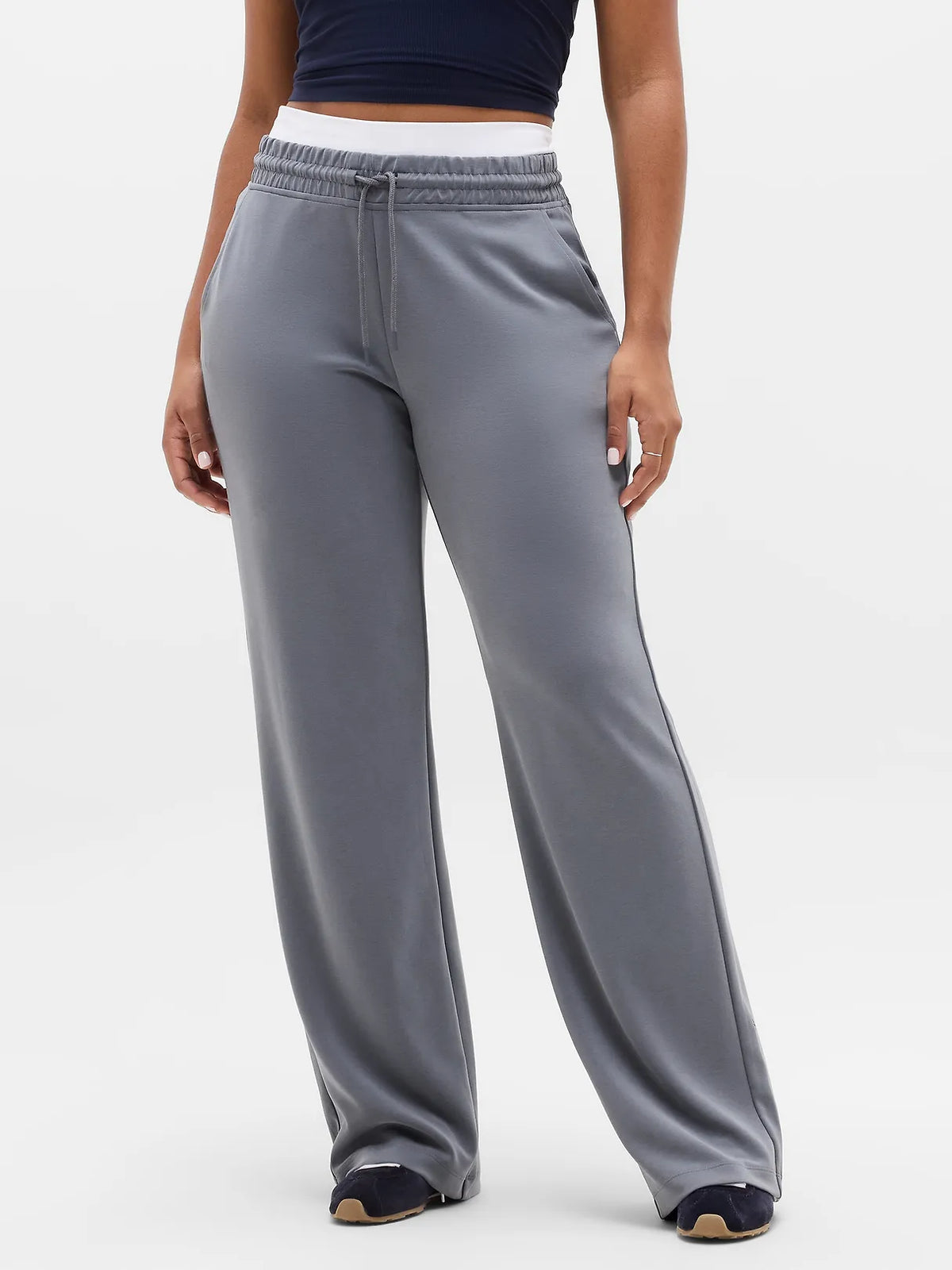 Seasoft Mid Rise Straight Pant