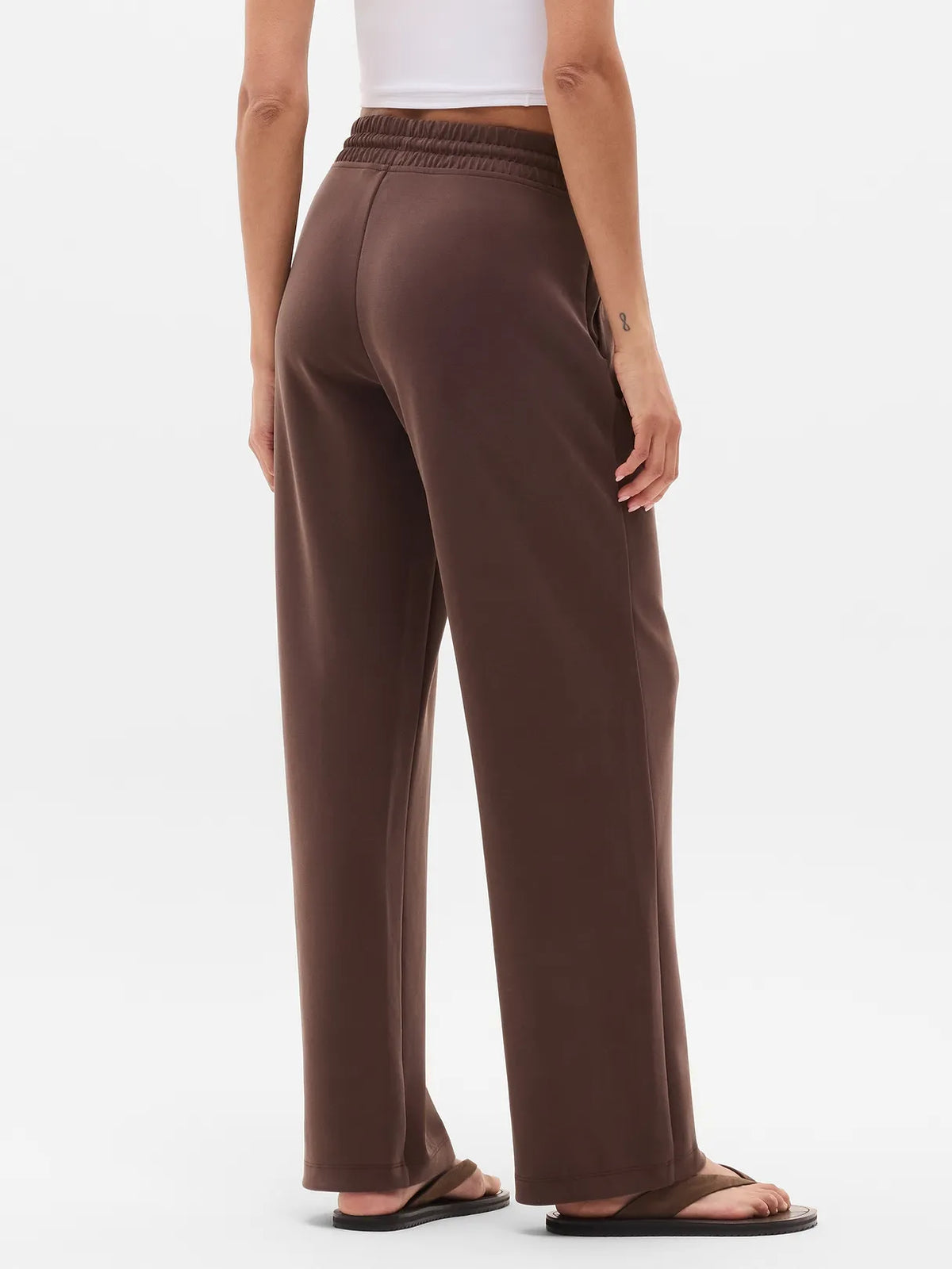 Seasoft Mid Rise Straight Pant
