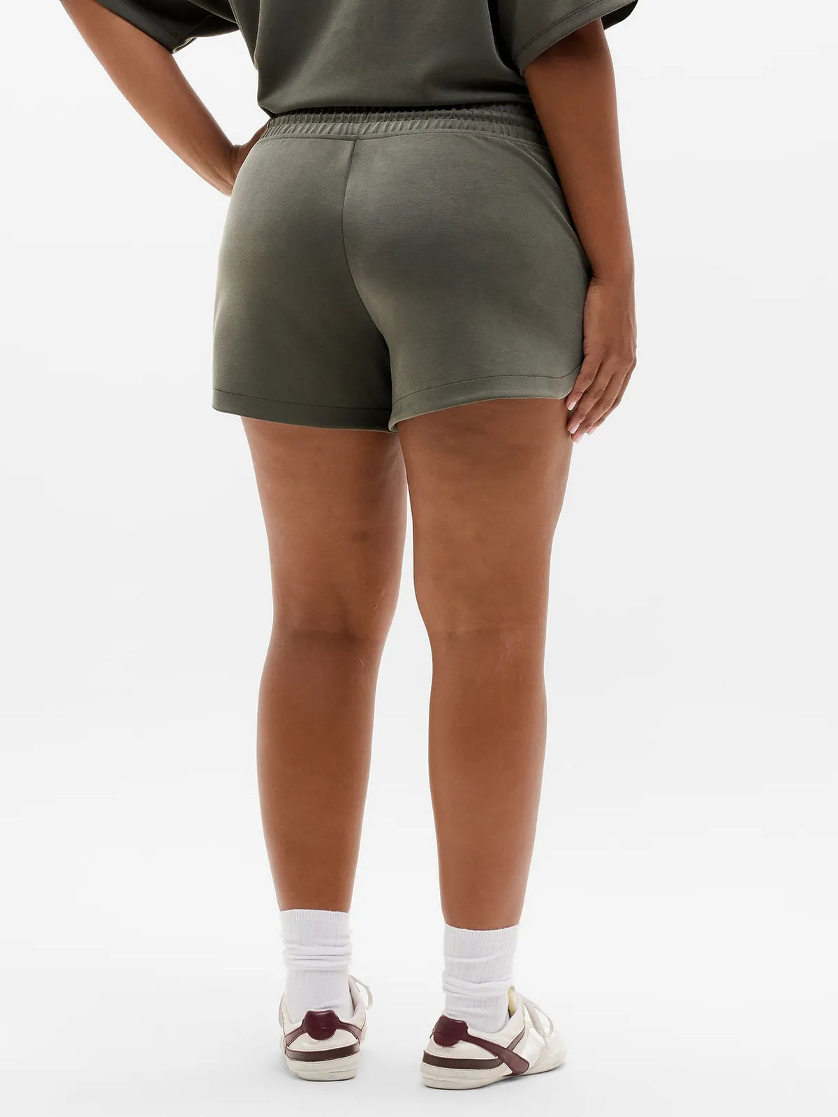 Seasoft Mid Rise 4" Short