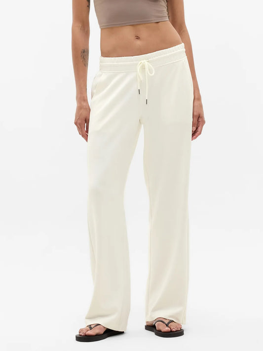 Seasoft Mid Rise Straight Pant