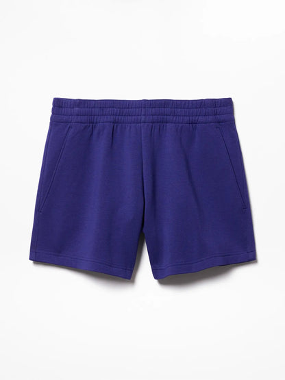 Form Knit Mid Rise 6" Short