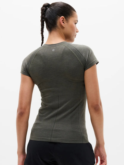 Momentum Flex Tee