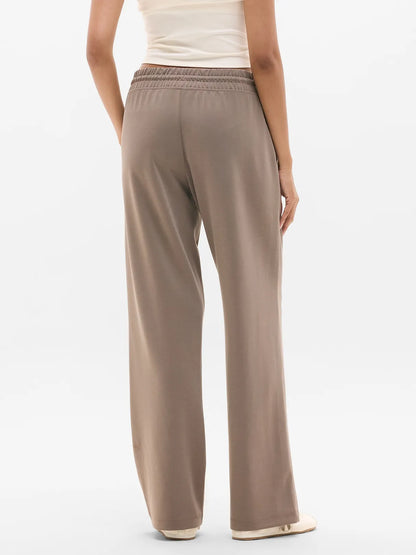 Seasoft Mid Rise Straight Pant