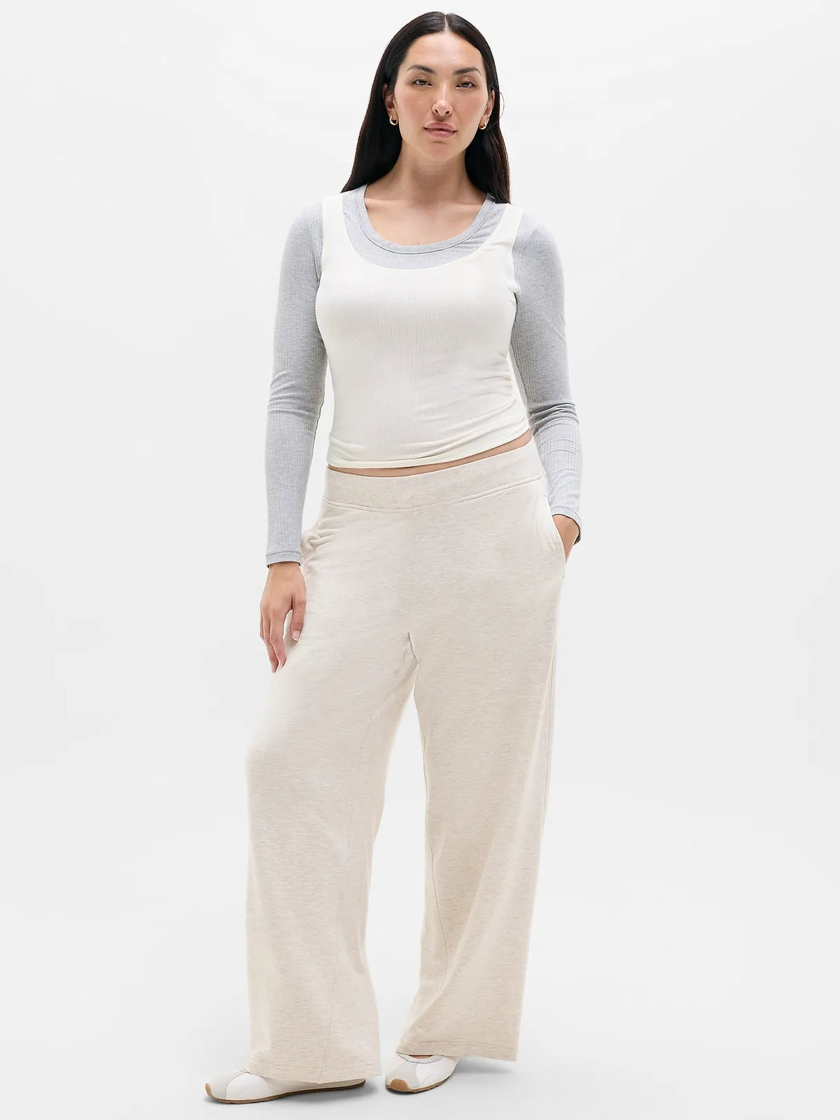 Coaster Luxe Straight Leg Pant