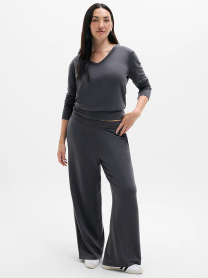 Coaster Luxe Straight Leg Pant