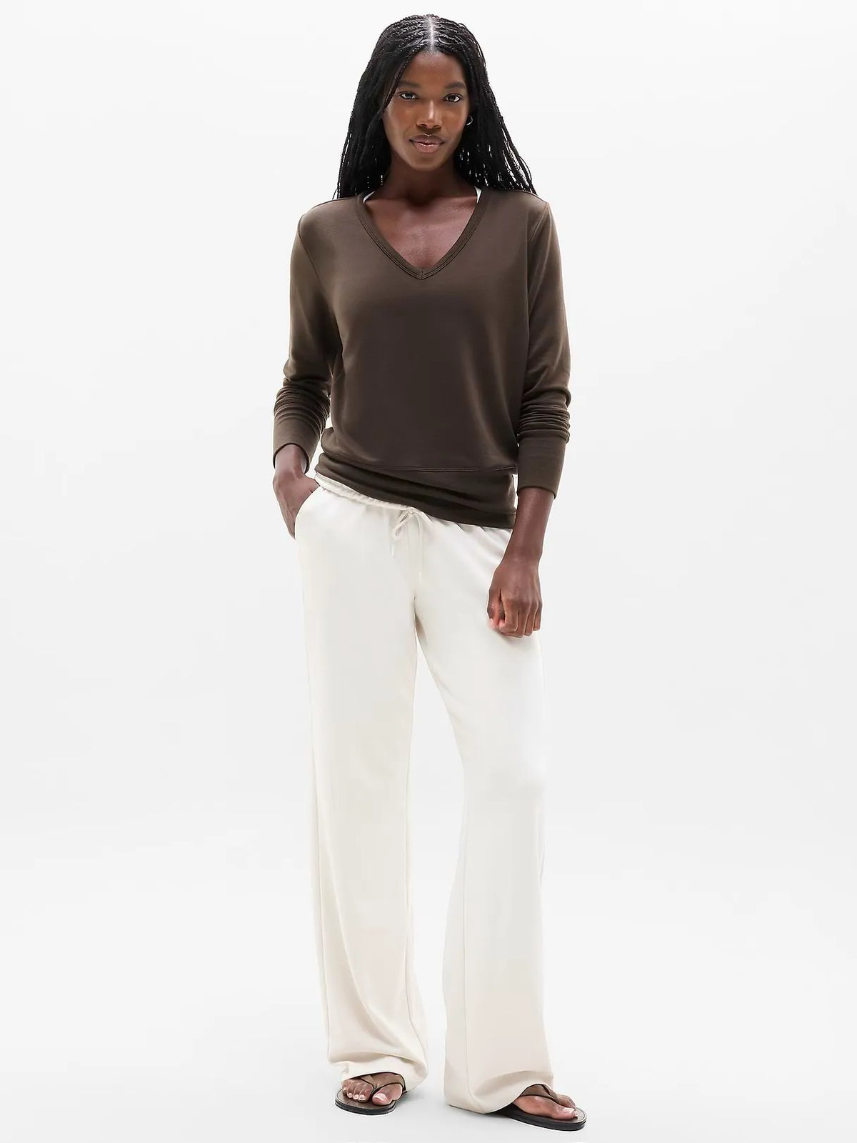Coaster Luxe V-Neck Sweatshirt