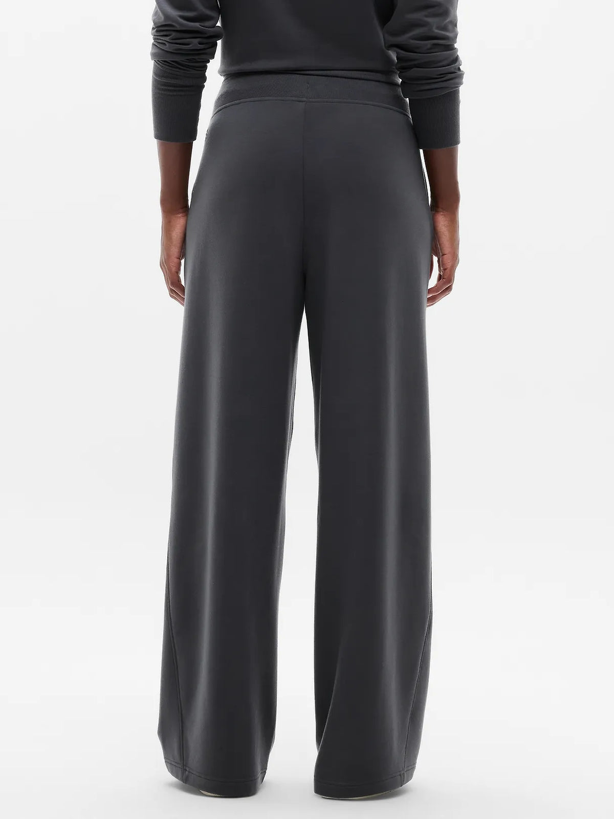 Coaster Luxe Straight Leg Pant