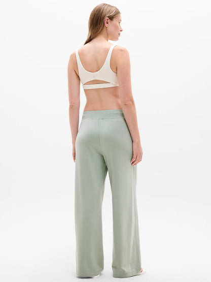 Coaster Luxe Straight Leg Pant