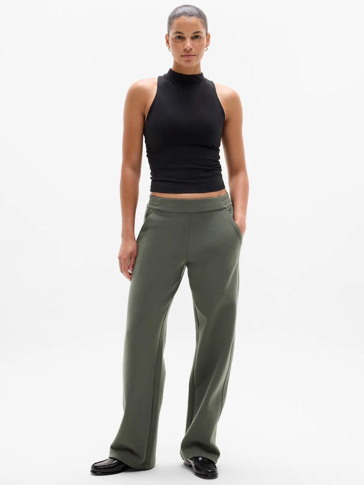 Form Knit Mid Rise Straight Pant