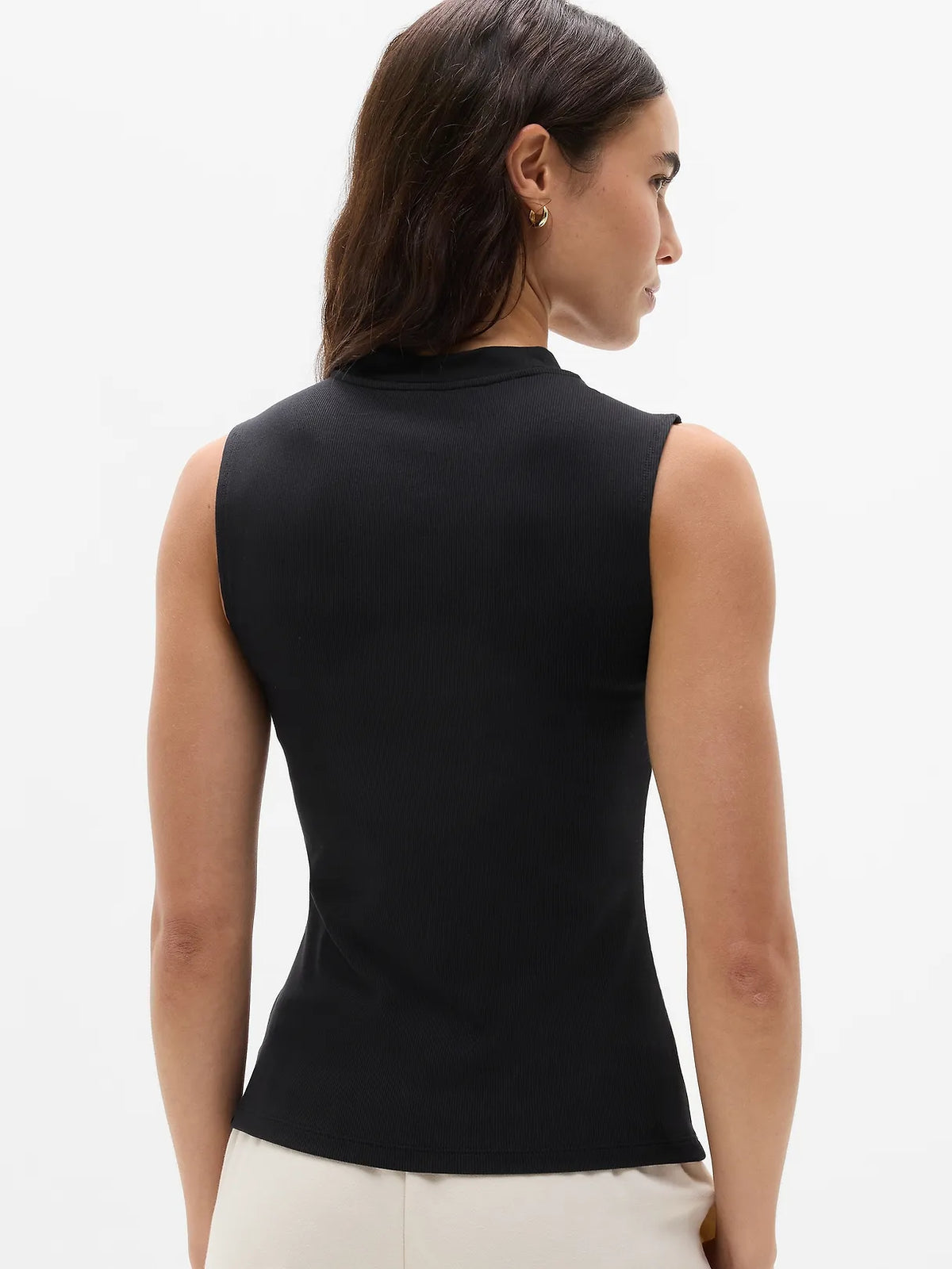 Signature Rib V-Neck Muscle Tank