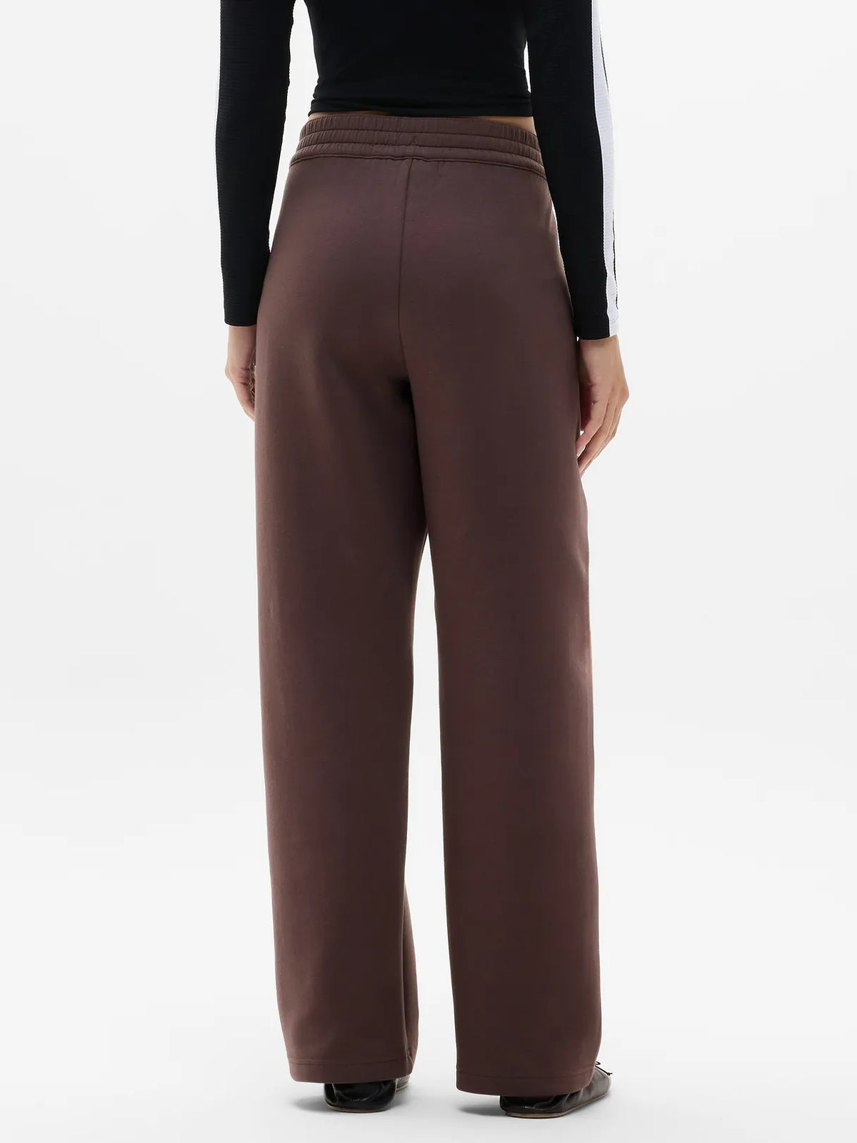 Form Knit Mid Rise Straight Pant