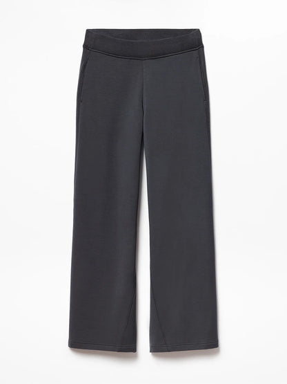 Coaster Luxe Straight Leg Pant
