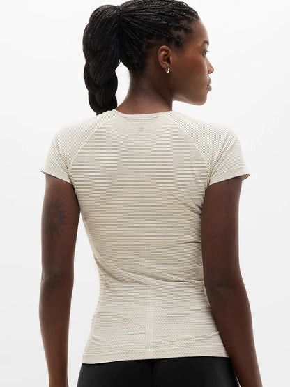 Momentum Flex Tee
