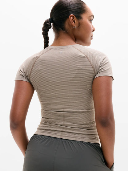 Momentum Flex Tee