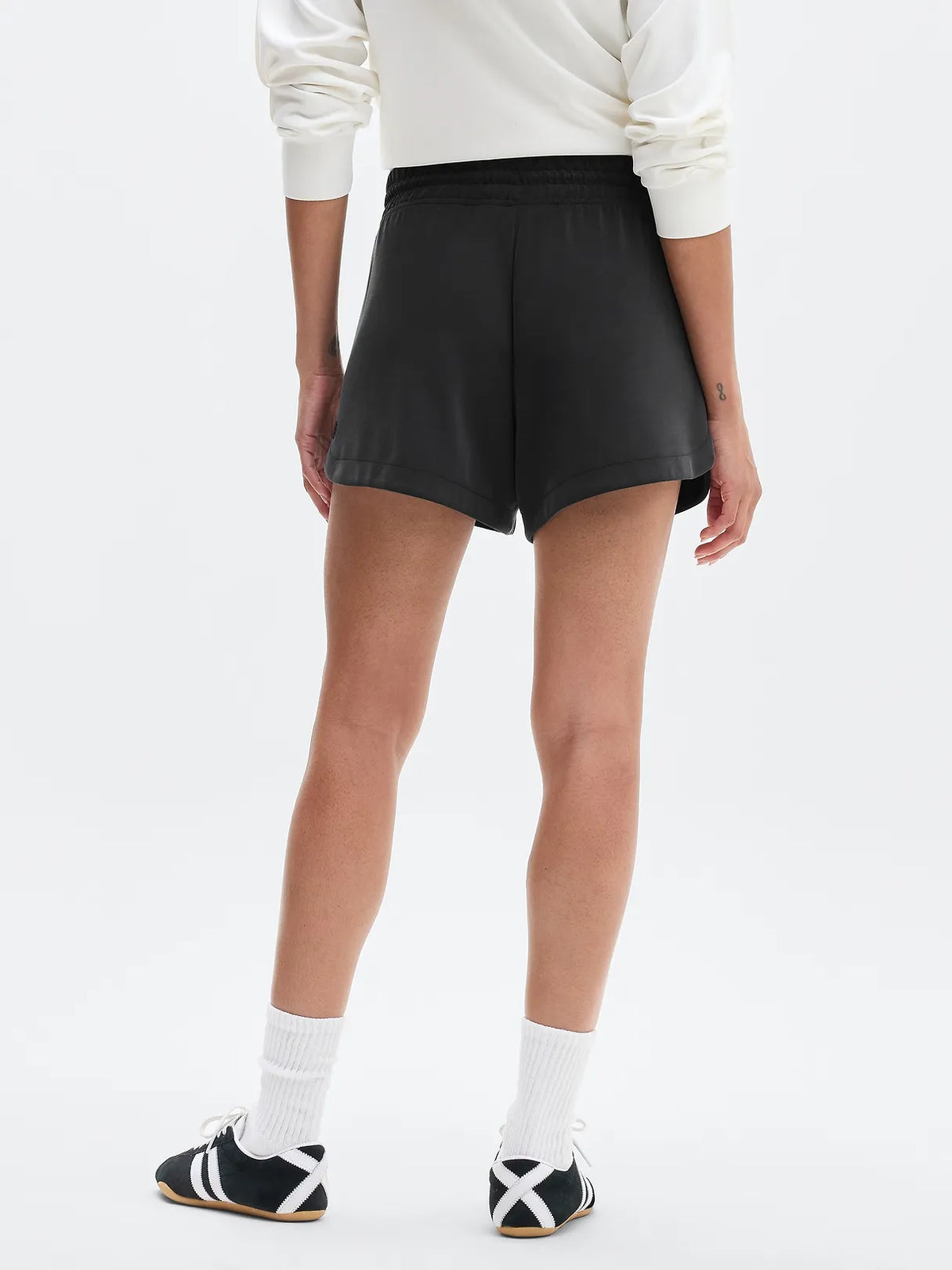 Seasoft Mid Rise 4" Short