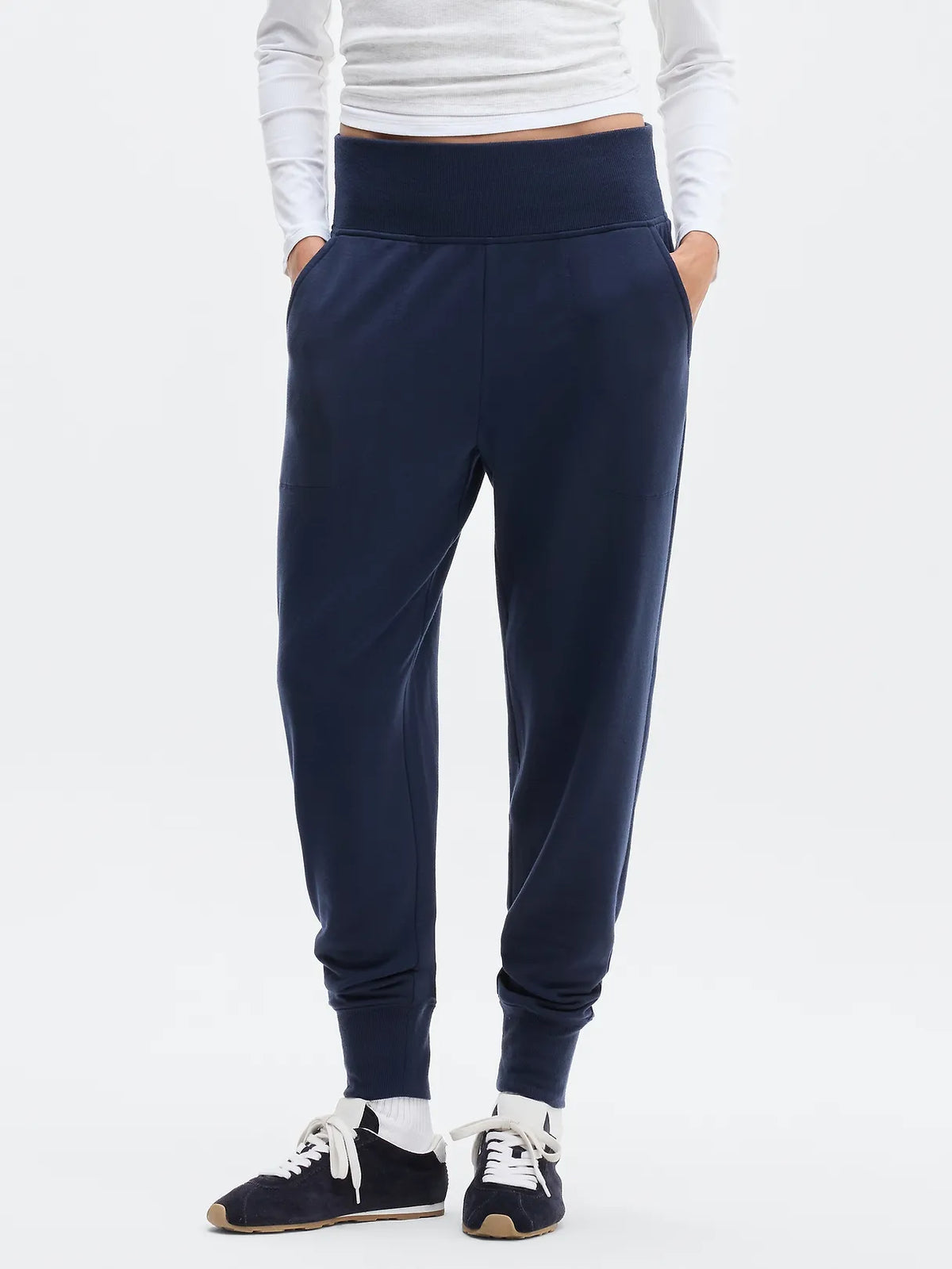 Coaster Luxe High Rise Jogger